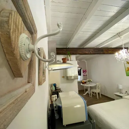 Nicolaus * セスト・カレンデ