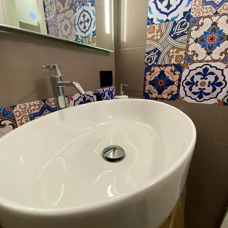 Nicolaus Apartman Sesto Calende